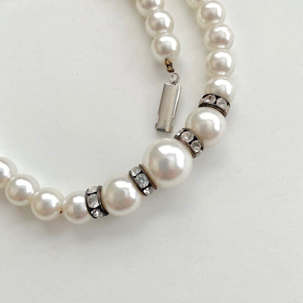 Faux Graduated Pearl 15" Choker Style Necklace Rhinestone Stainless Steel Thread